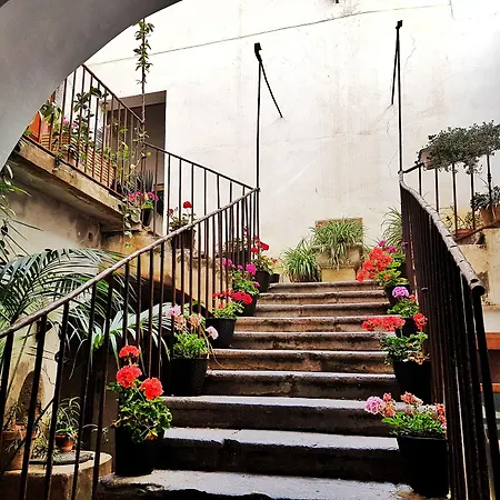 ベッド・アンド・ブレックファスト L&p